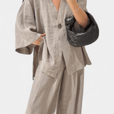 Eli | Set oversize – top cu decolteu în V și pantaloni drepți