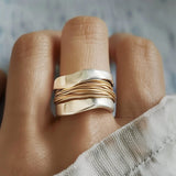 Aurora | Inele Elegante cu Fir de Aur și Argint – Design Sofisticat