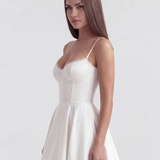 Selene | Design Inspirat de Razele Elegante ale Lunii