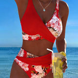 Bikini cu tăieturi florale contrastante