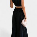 Jocelyn | Rochie Minimalistă cu Decupaj Înalt și Tăieturi pe Lateral