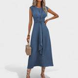Emilia | Elegantă rochie fără mâneci cu gât rotund