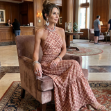 Amira | Midi Rochie cu Decupaje Geometrice