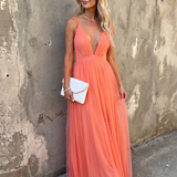 Tia | Rochie Maxi cu Decolteu V Profund și Cute