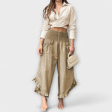 Jaya | Pantaloni scurți timpurii cu plieuri moderne din fibre naturale