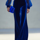 Gunta | Costum Elegant din Material de Catifea
