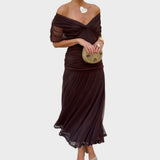 Luana | Rochie elegantă cu decupaj în V