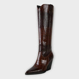 Külli | Cizme cu design de piele de crocodil și toc elegant