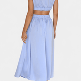 Jocelyn | Rochie Minimalistă cu Decupaj Înalt și Tăieturi pe Lateral