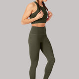 Katrin | Pantaloni Elevate All Day 7/8 cu talie înaltă în verde măsliniu