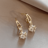 Luz | Cercei eleganți și strălucitori cu zirconiu – design exclusiv