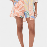 Lumina | Set tropical: tricou stil liber și pantaloni scurți cu talie înaltă